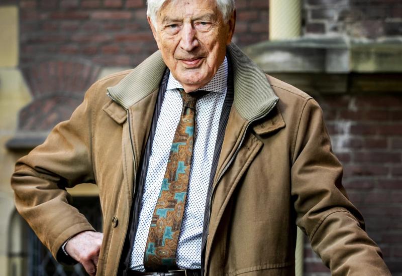 Bivši nizozemski premijer i njegova supruga umrli eutanazijom